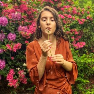 Meet your Posher, Olivia